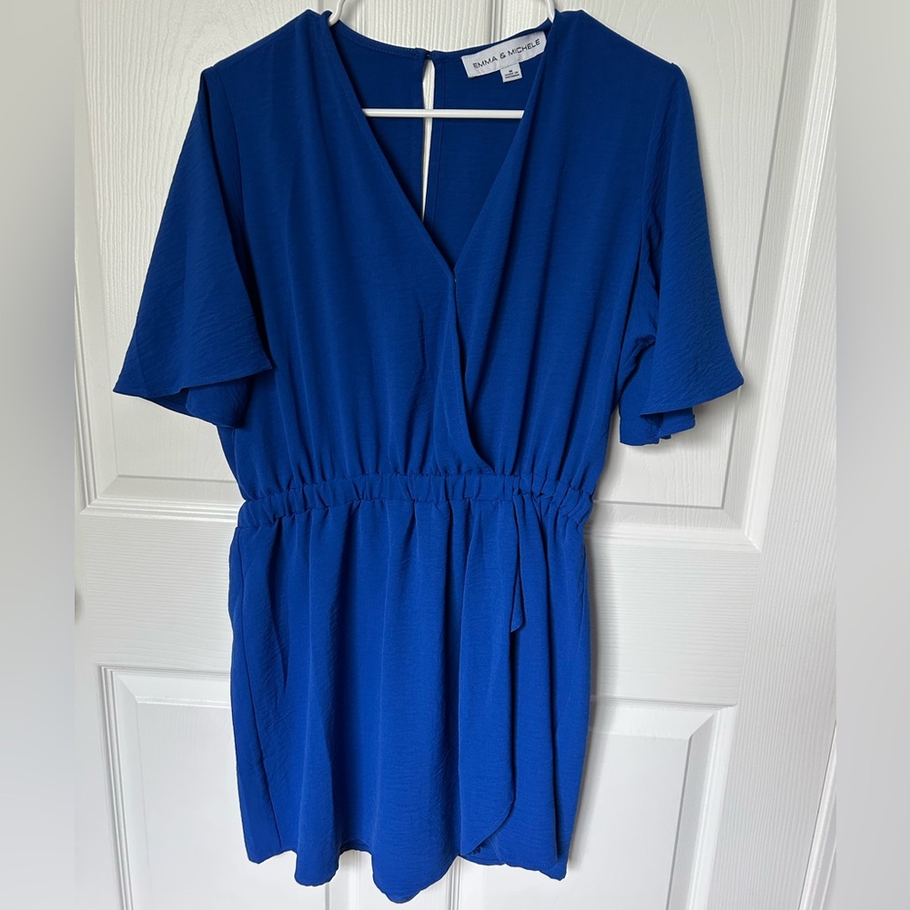 Emma & Michelle Royal Blue V Neck Flutter Sleeve Romper Size Medium